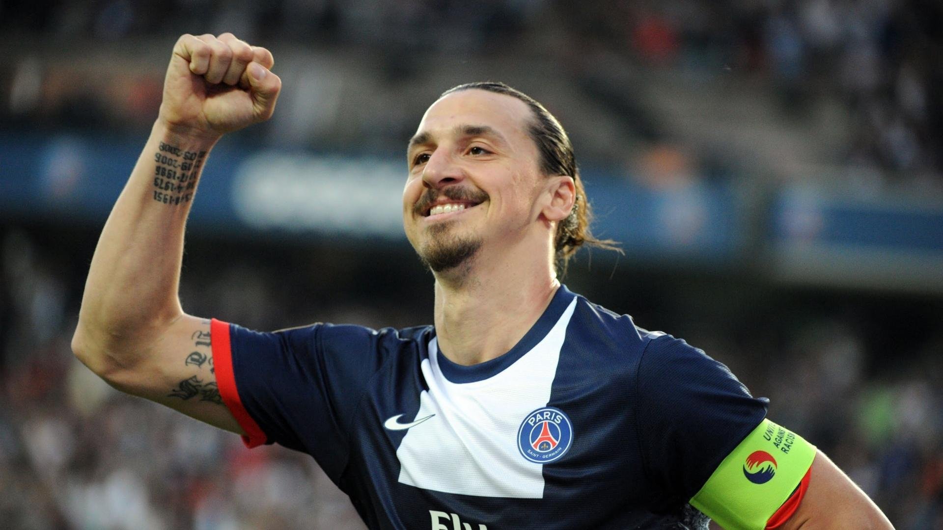 激烈角逐!全国田径锦标赛接力赛上演速度与默契的巅峰对决