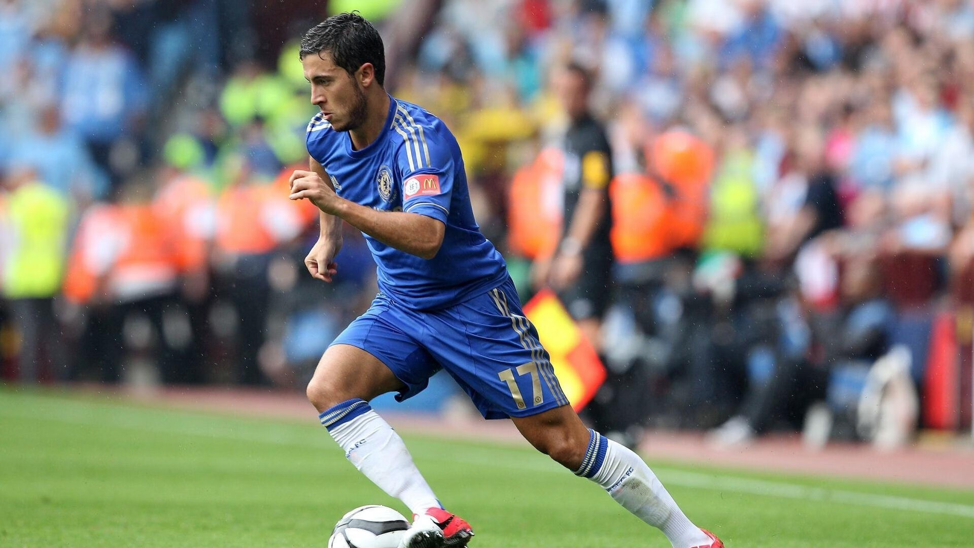 电竞世界杯震撼开赛，全球顶尖战队争夺荣耀