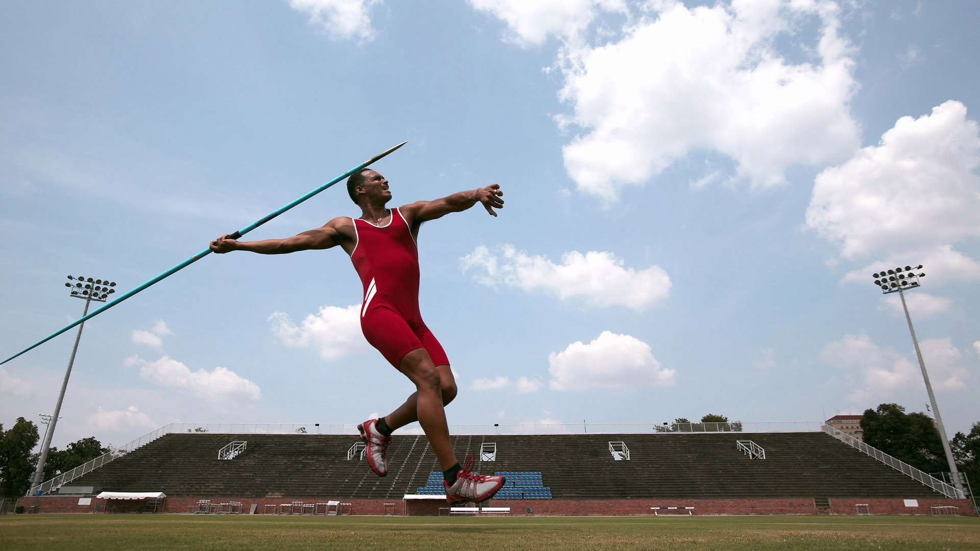姆巴佩社媒展团结雄心 巴黎众将齐心剑指国家德比