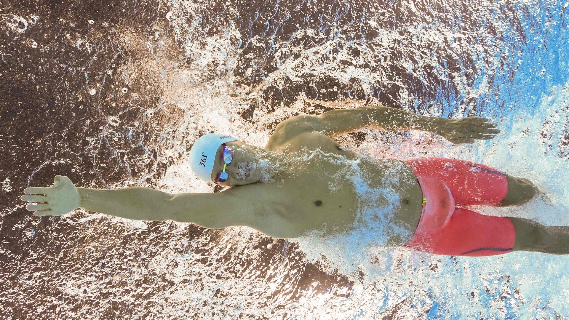 双星闪耀！意甲劲旅提前加冕，苏格兰时隔廿载重返世界杯殿堂